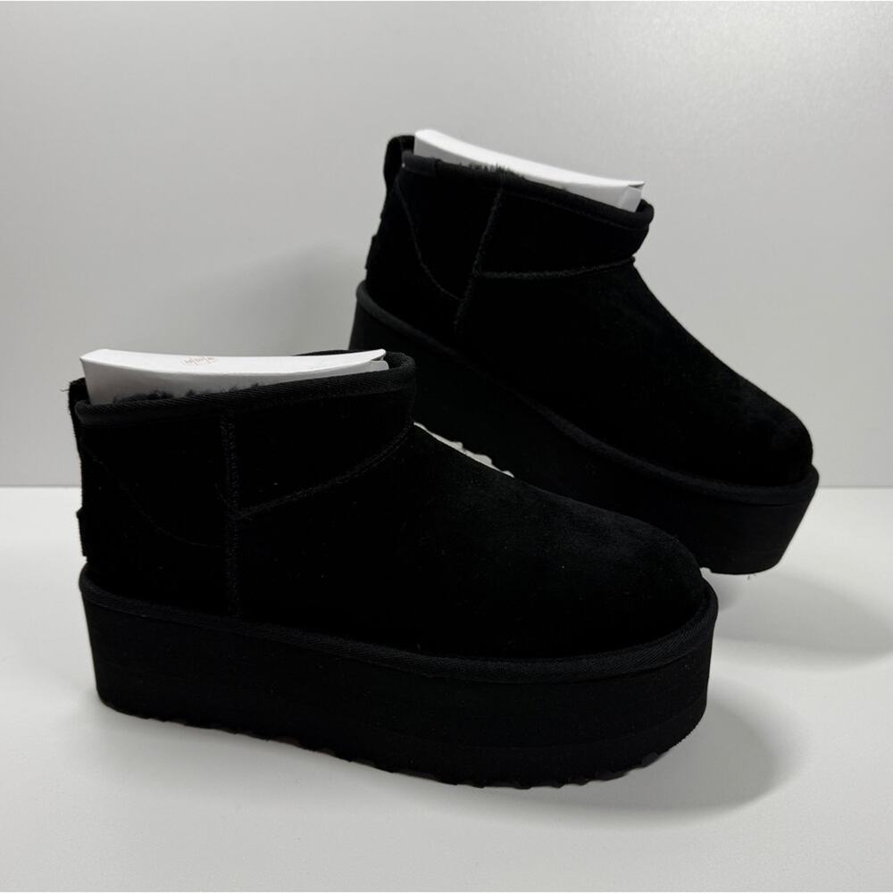 NWOB UGG Women's Classic Ultra Mini Platform Size 9 - Picture 2 of 7